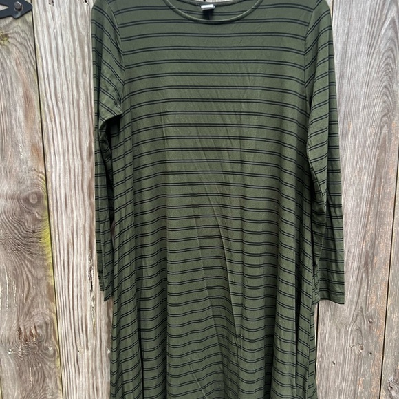 Old Navy Army Green and Black Stripe Swing Dress size Med - Picture 3 of 11